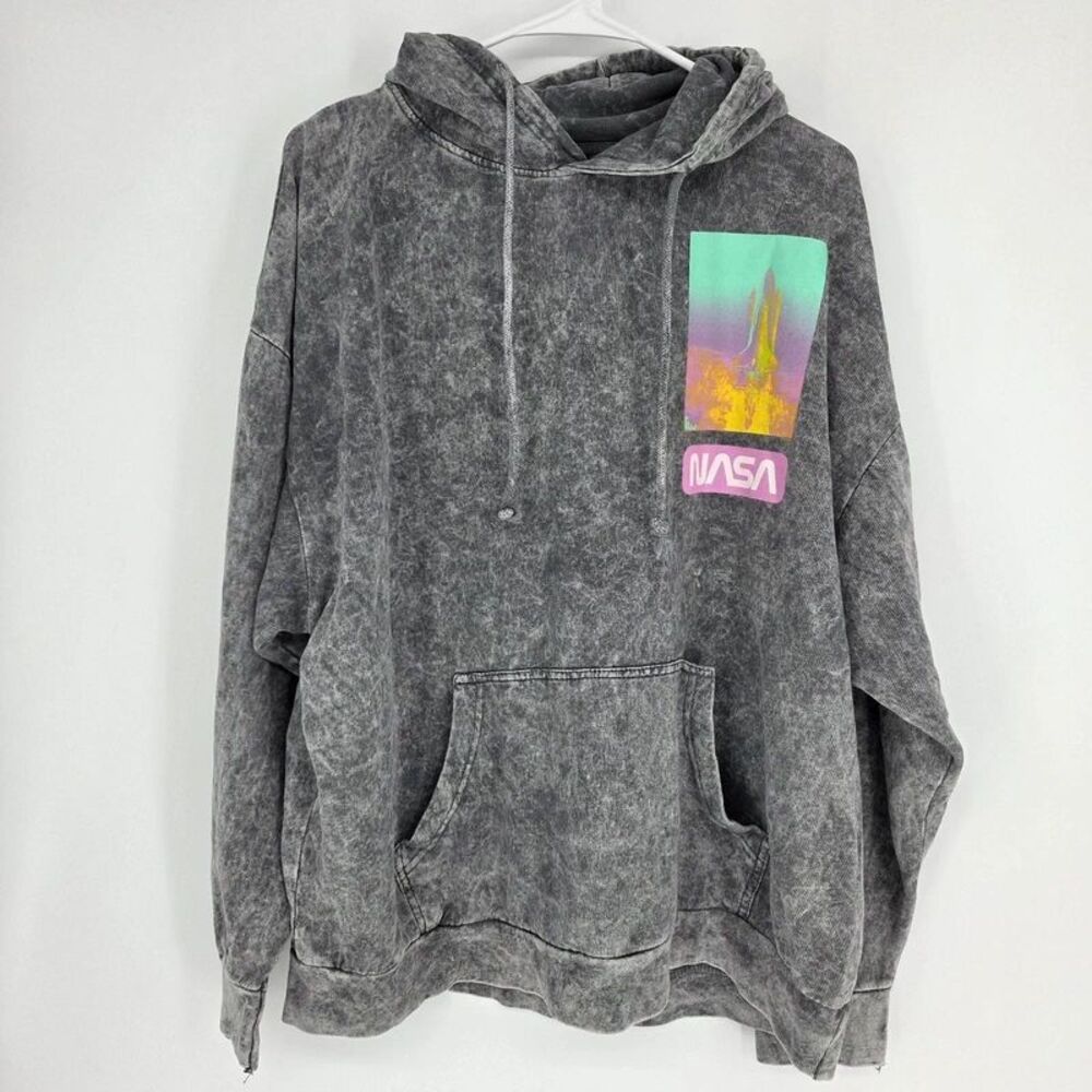Vintage Style NASA Space Shuttle Graphic Hoodie Gray Mineral Wash XL